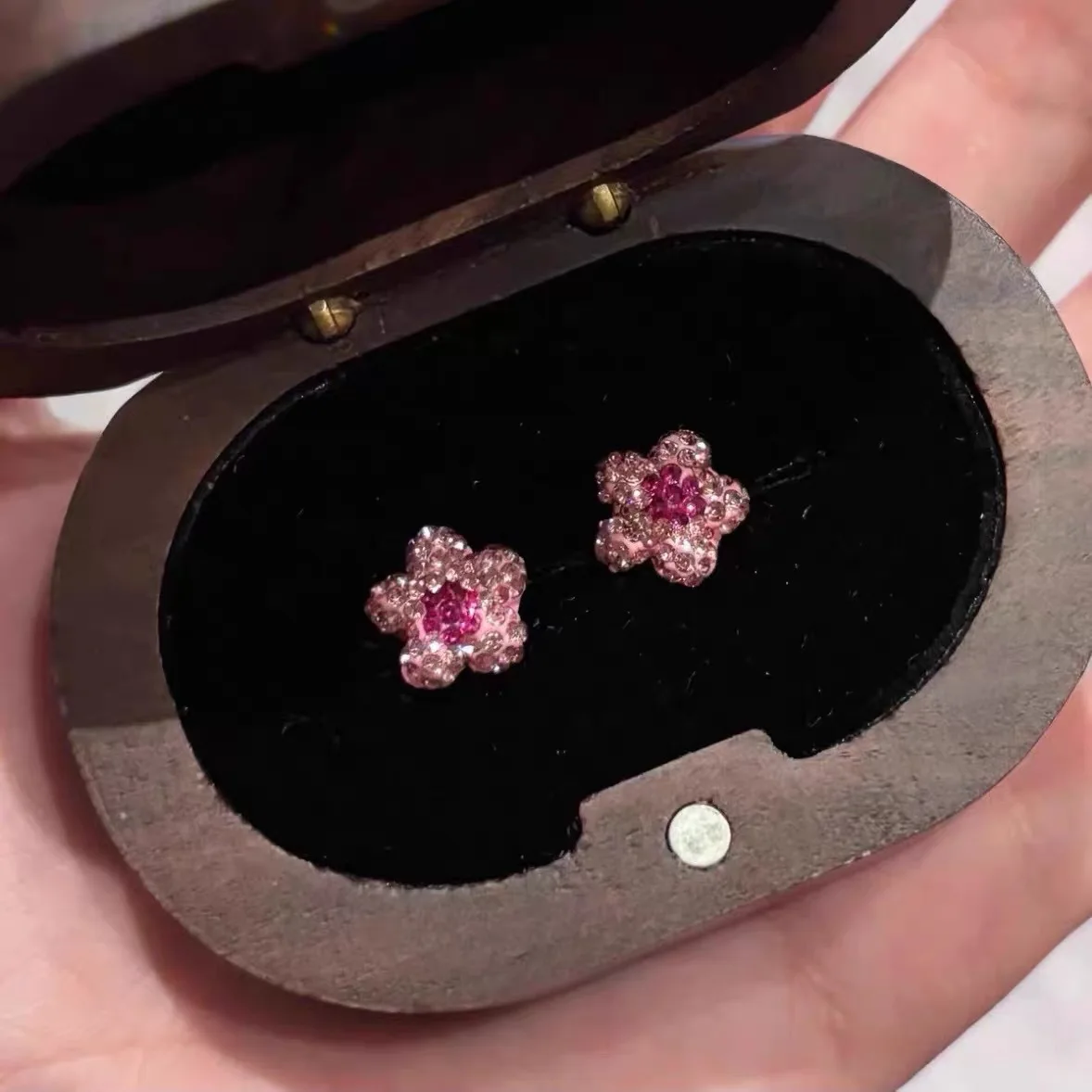 Sweet pink small flower earings stud new in high-end light luxury sparkling earrings for women stacking style party jewelry gift