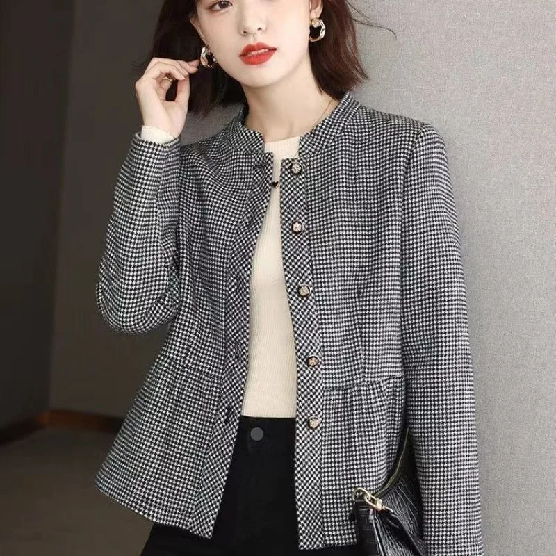 

Spring and Autumn Female Coat All-match Small Suit Temperament Korean Version Slim Cut Cell Hemline Woolen Coat Fashion