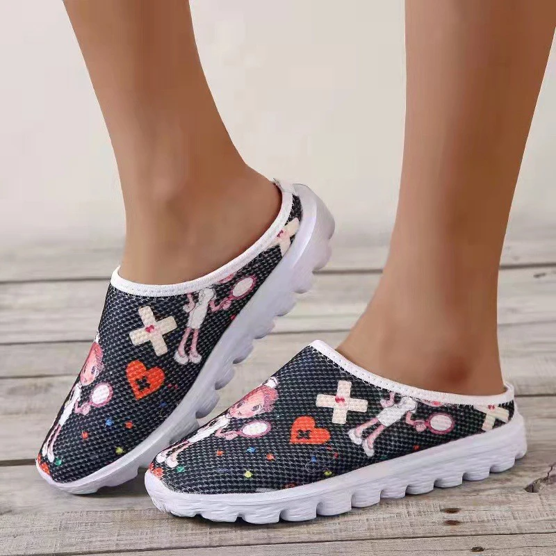 Nurse Shoes Women Print Breathable Sneakers Slip-on Light Non-slip Flats Ladies Soft Bottom Cartoon New Female Shoe Moccasins