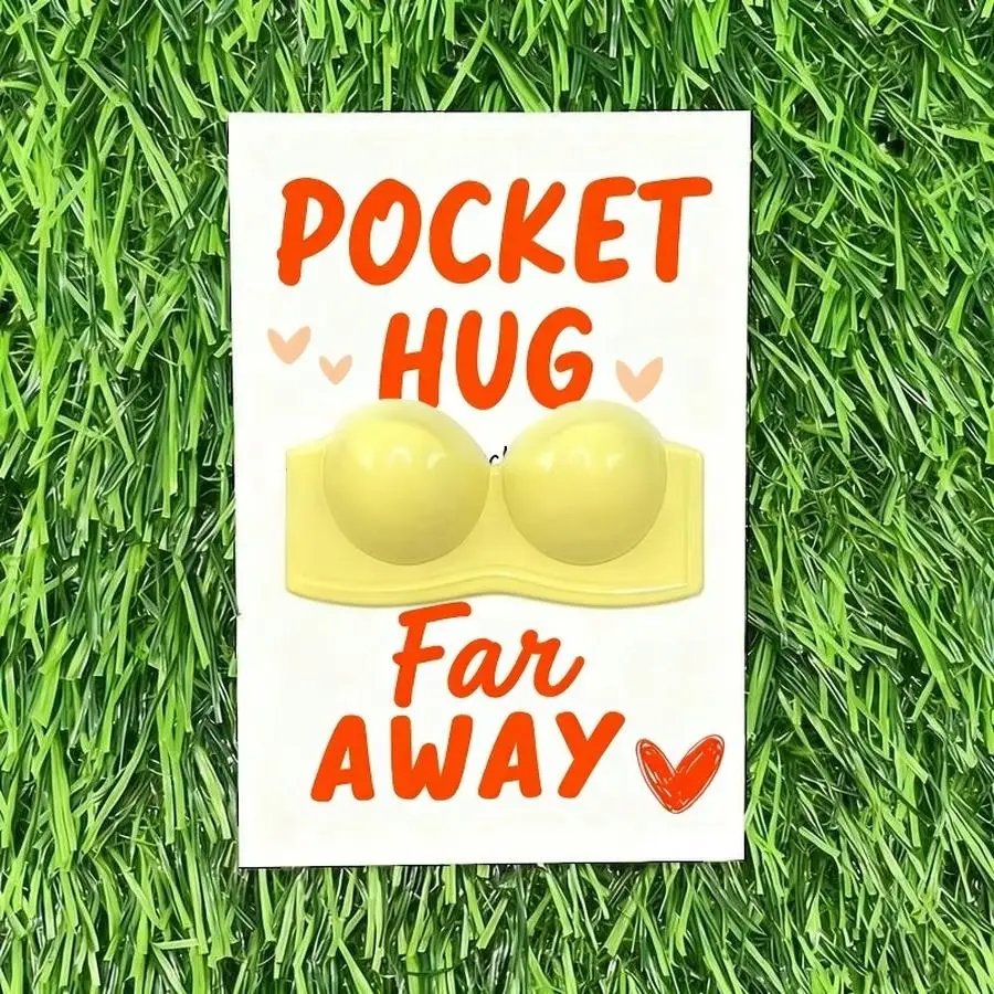 1/5/10/20/50/100pcs Cute A good friend is like a bra Novel bra pocket hug gift card set, synthetic resin, unique encouragement c