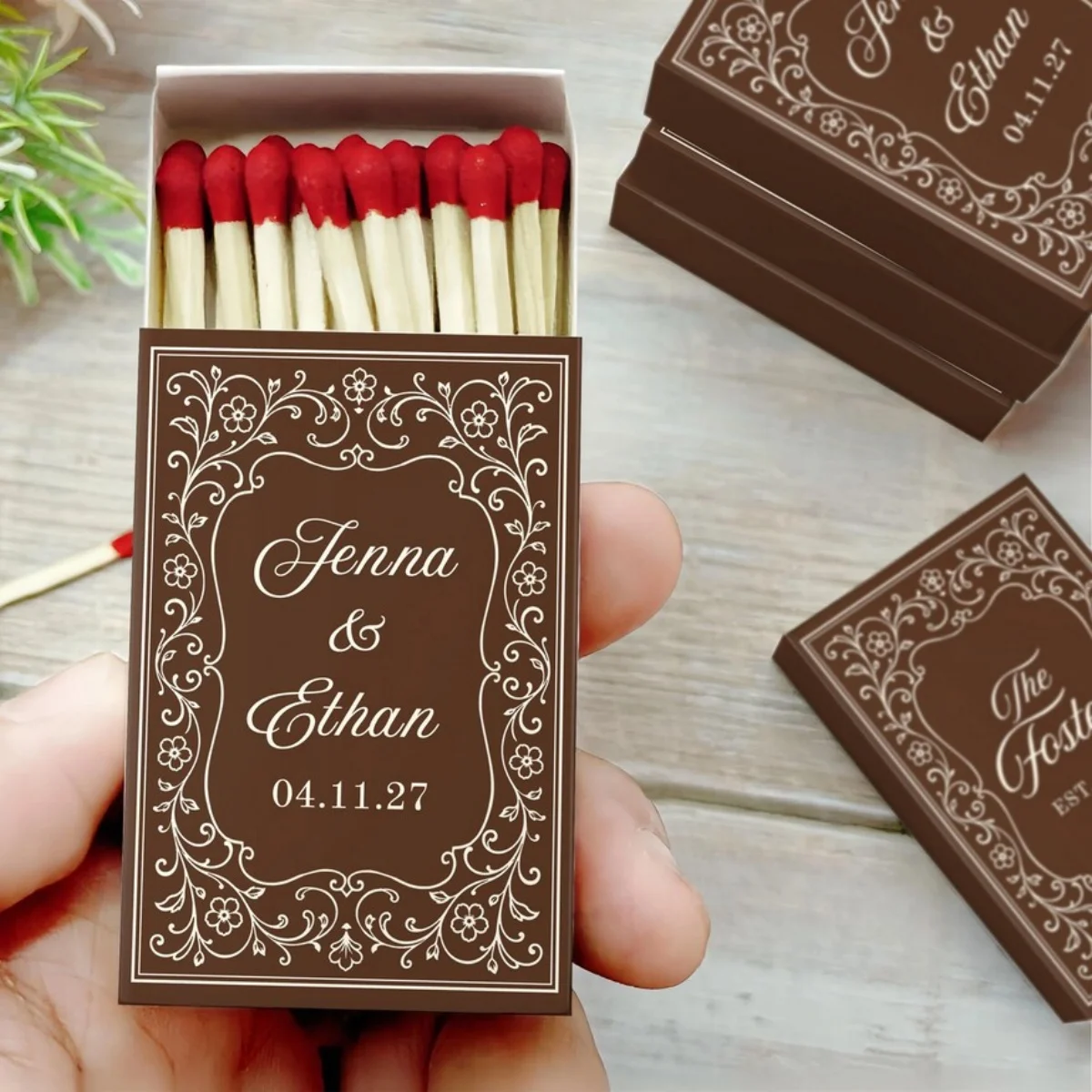 cajas-de-cerillas-personalizadas-para-bodas-recuerdos-de-boda-florales-vintage-recuerdos-para-despedida-de-soltera-estilo-old-money-caja-de-cerillas-botanica-caja-de-cerillas-para-cena-de-ensayo