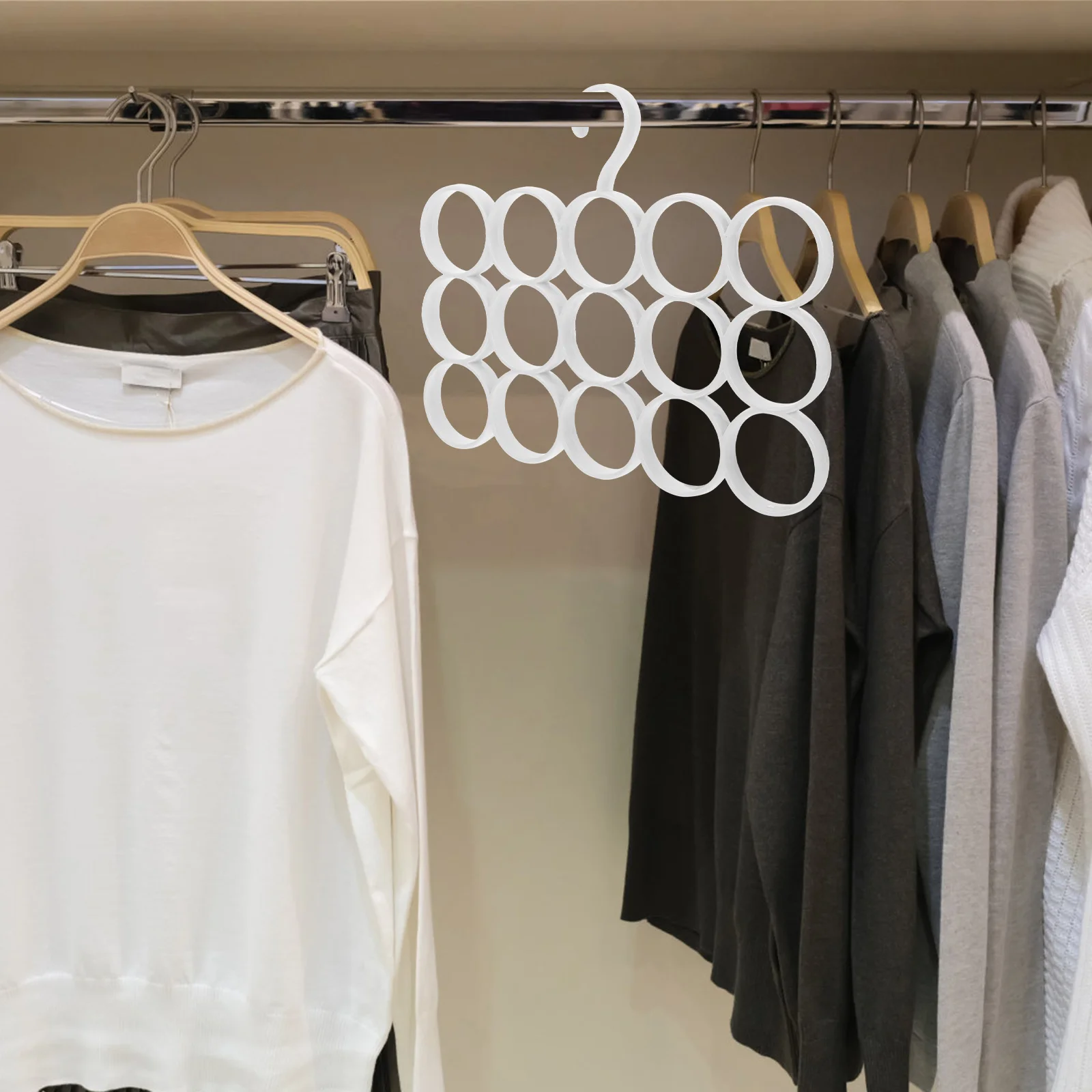 

15 Rings Scarves Ties Rack Multifunctional Sturdy Organizer Wardrobe Storage Rack for Belts Shawls Leggings Scarves Organizer