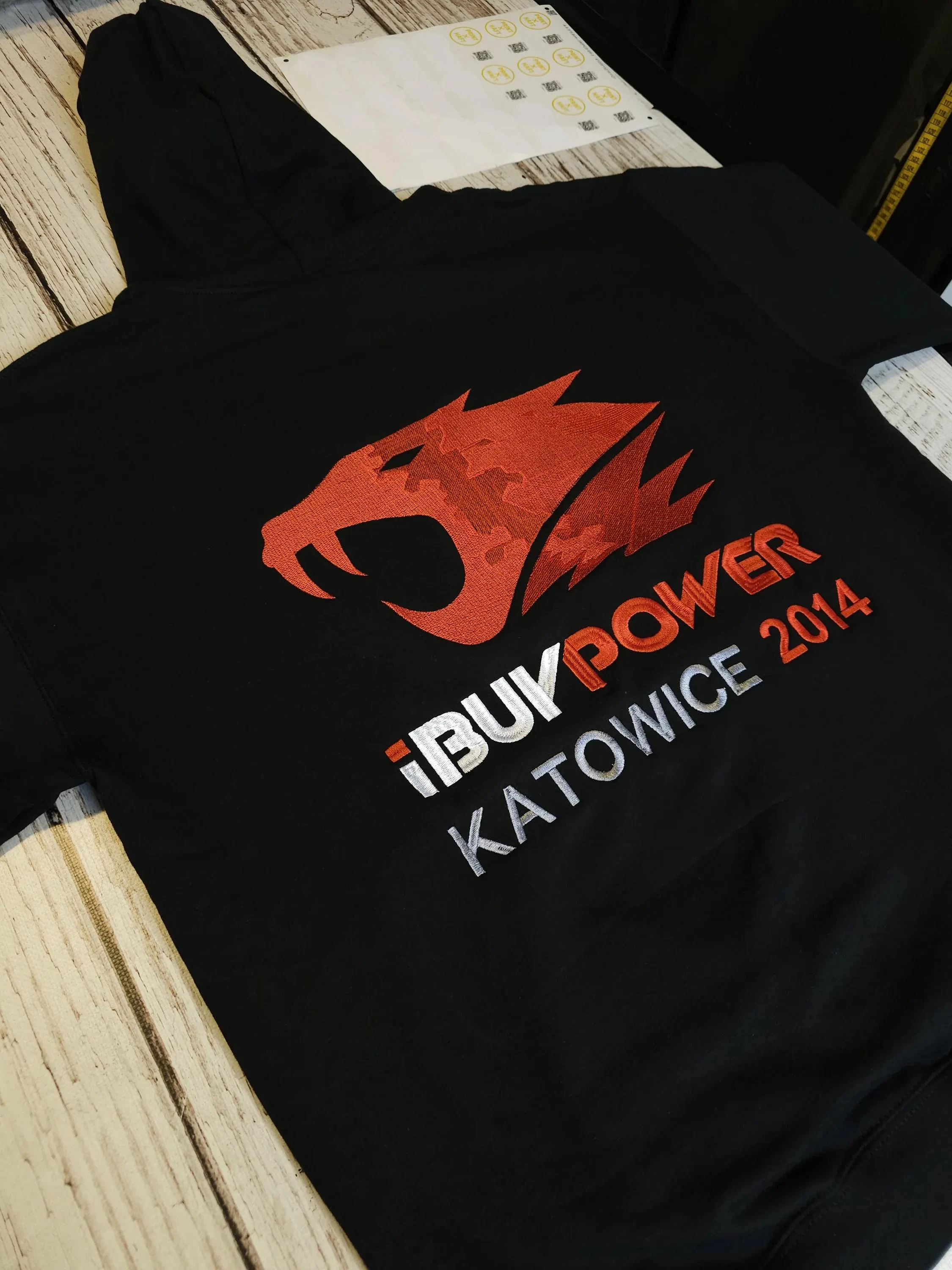 2026 New Katowice 2014 Family Matching Unisex Oversized Hoodie Red Camo Wild Beast Head &Titan Graphic Streetwear Top