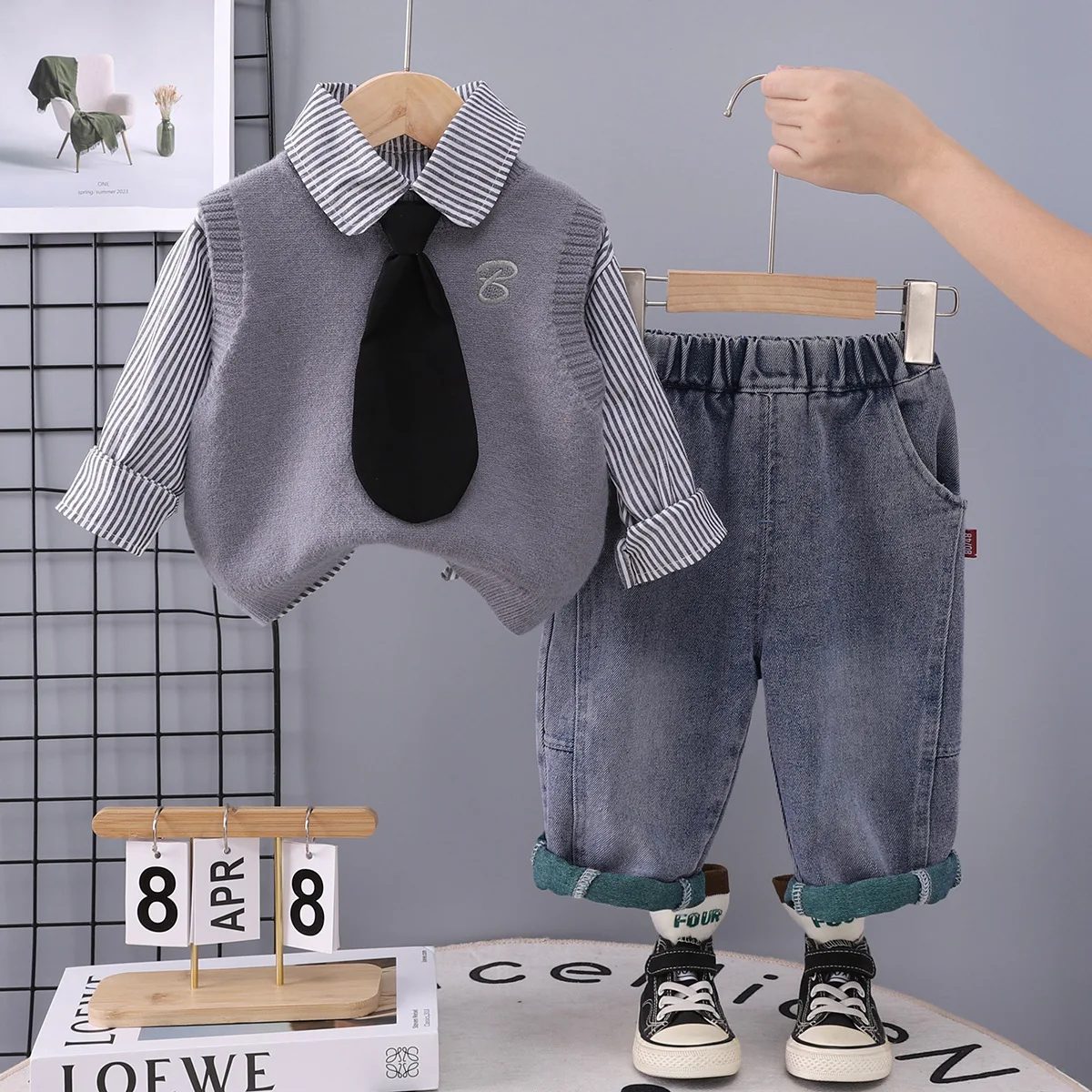‌Autumn Boys' Korean Style Sweater Vest Shirt Denim Jeans 3-Piece Set Trendy Toddler Outfit Casual Schoolwear Kids' Clothes