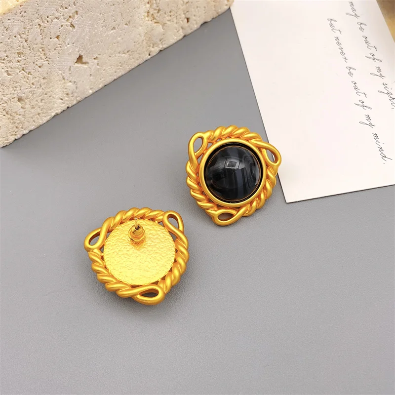 

European And American Retro Exaggeration Resin Geometry Monet Style Earrings For Women Fashion Earrings Plating 18k Gold