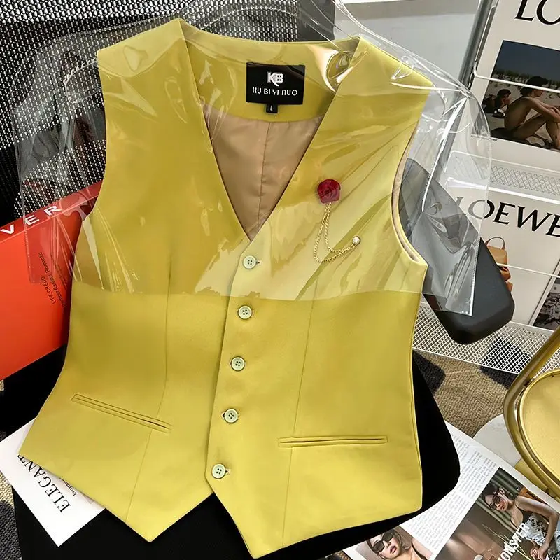 2026 Korean Temperament V-neck Single-breasted Slim Vest Female Summer Sleeveless Thin Outside The Vest Jacket  Ladies Tops
