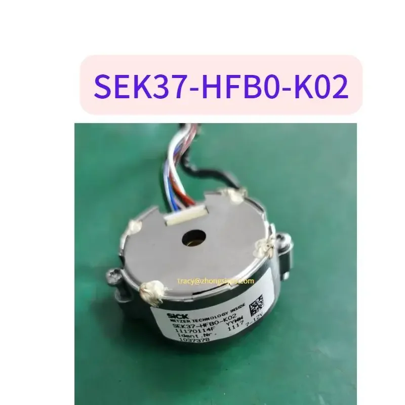 

SEK37-HFB0-K02 second-hand encoder, in stock, tested ok， function normally