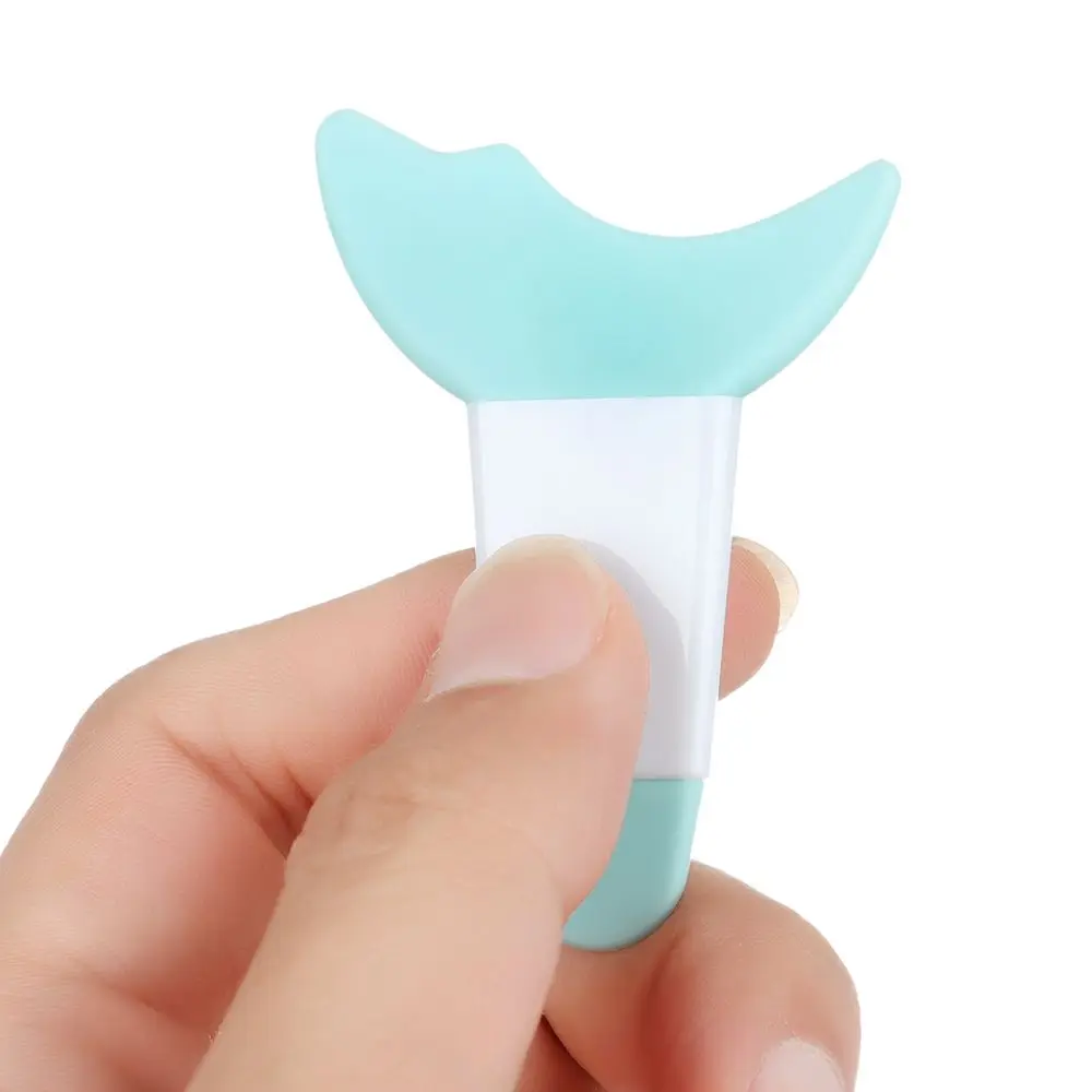 Ferramenta de maquiagem profissional multifuncional modelador de sobrancelha rímel defletor modelo de delineador