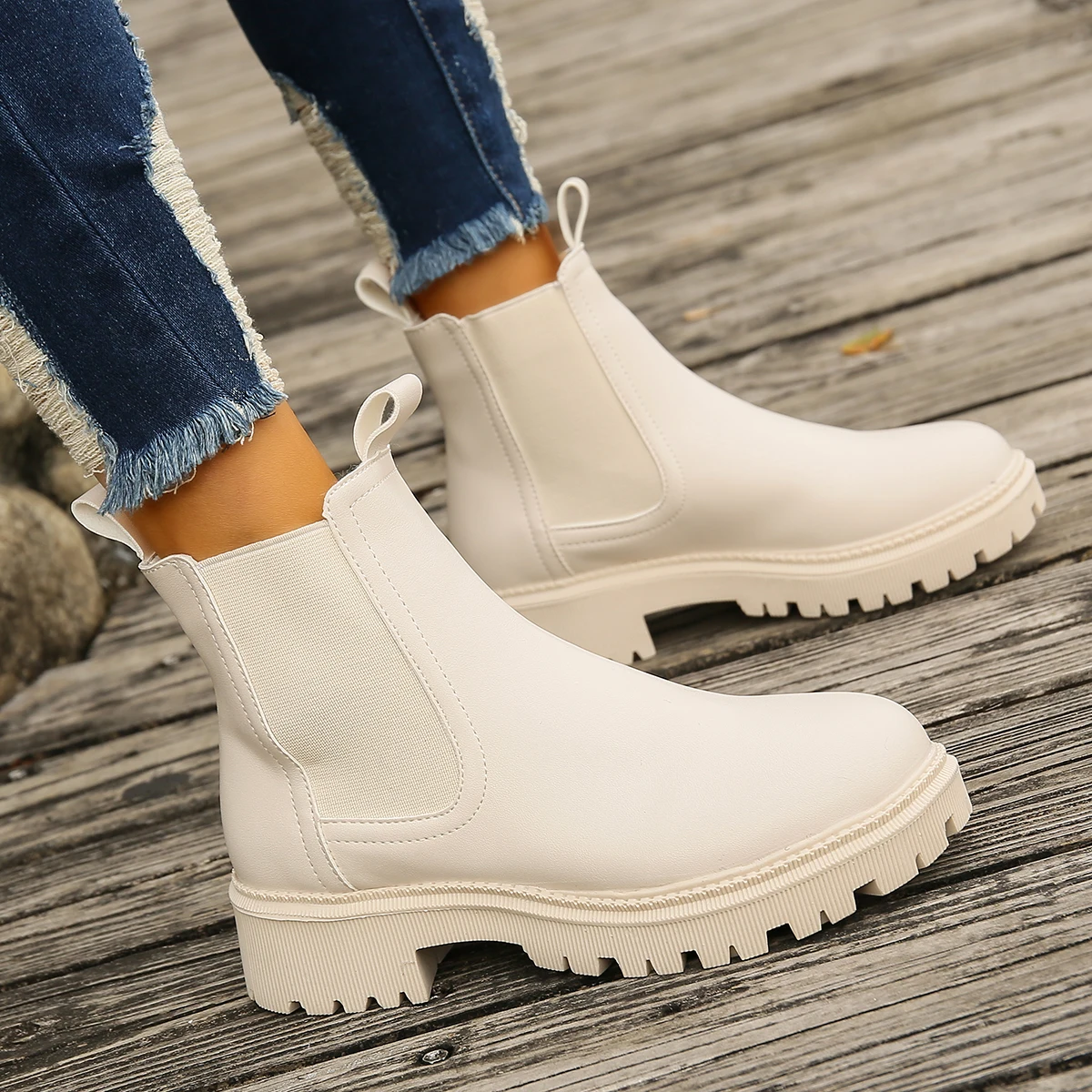 New Autumn Winter Chelsea Boots Women Platform Brown Black Beige White Ankle Boots For Women Fur Short Chunky Punk Gothic Shoes