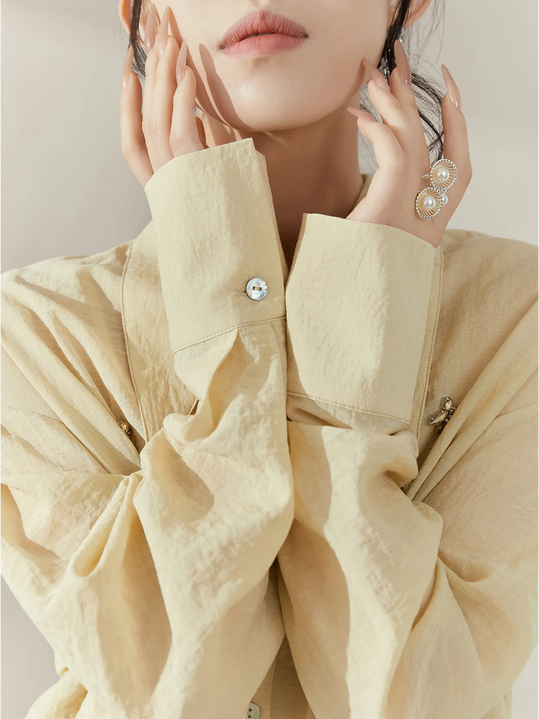 

Женская свободная блузка Ele Long Sve с бриллиантовой отделкой, для повседневной носки, ранняя осень, дышащий полиэстер, Ciwalk C