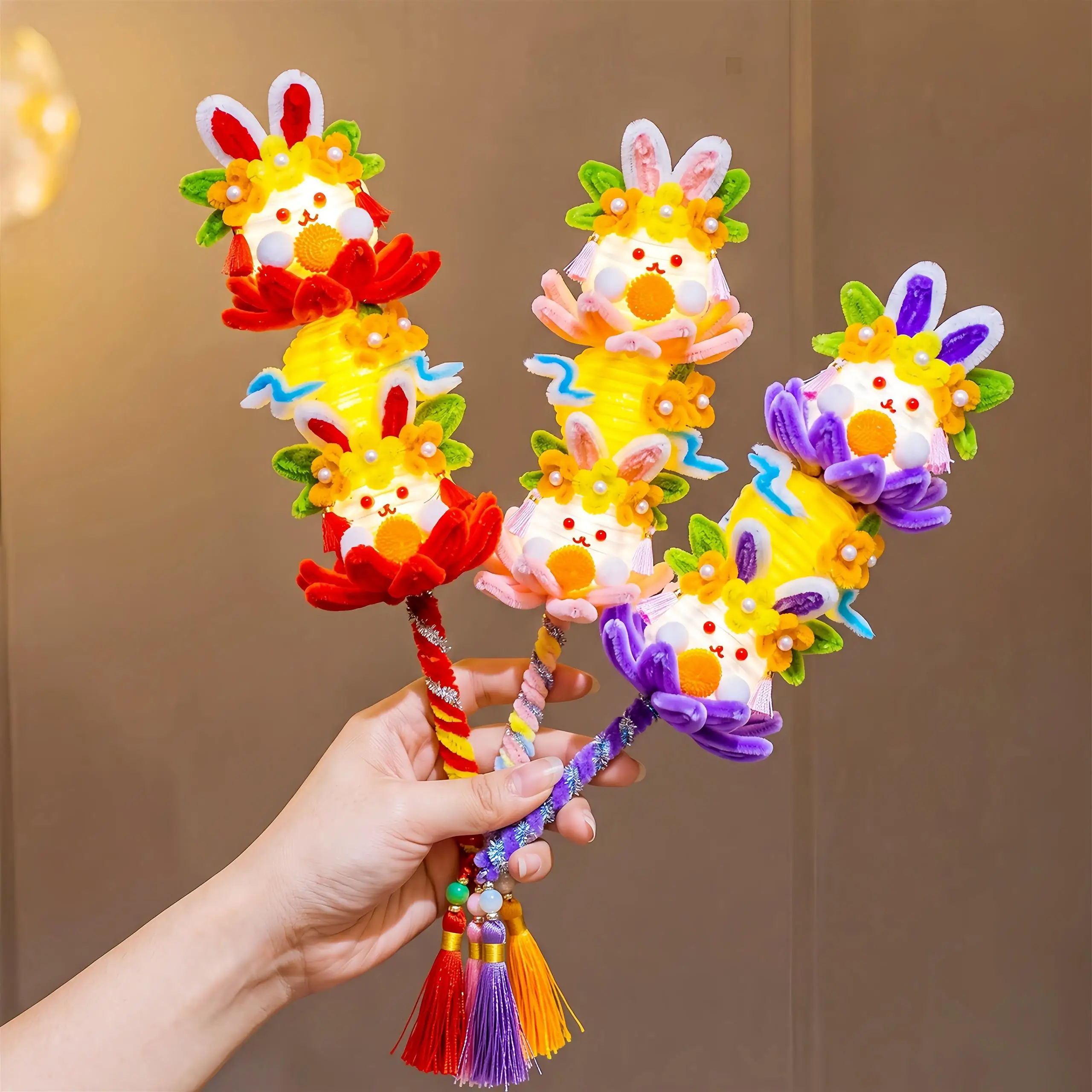 lanterne-a-fleurs-tissee-a-la-main-kit-de-bricolage-pour-enfants-petite-lanterne-en-forme-de-lapin-avec-tige-torsadee-materiau-lumineux-lampe-led-portable-pour-la-fete-de-la-mi-automne