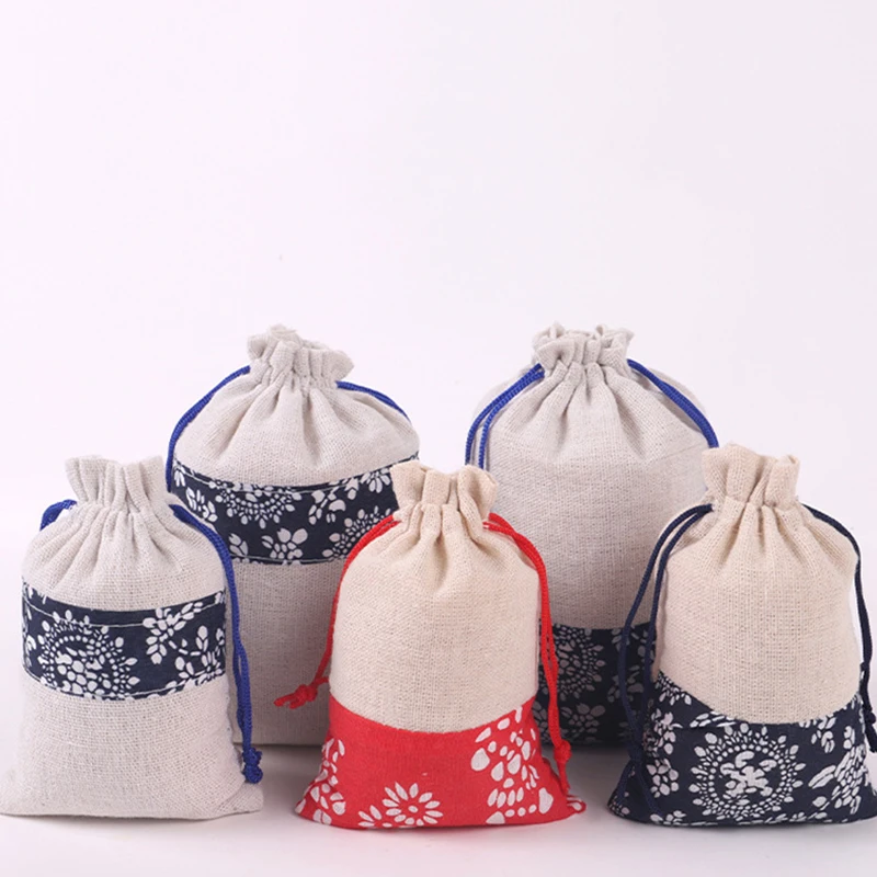 

50pcs Retro Gift Bags Cotton Linen Packaging Jewelry Drawstring Pouch Flower Splicing Christmas Candy Bag For Women's Gift