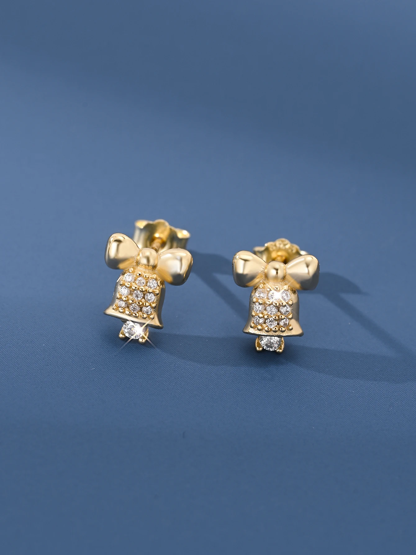 

Sweet Bell 925 Sterling Silver Inlaid with Zircon, Playful and Cute Female Earrings, Luxurious Jewelry Accessories with Temperam