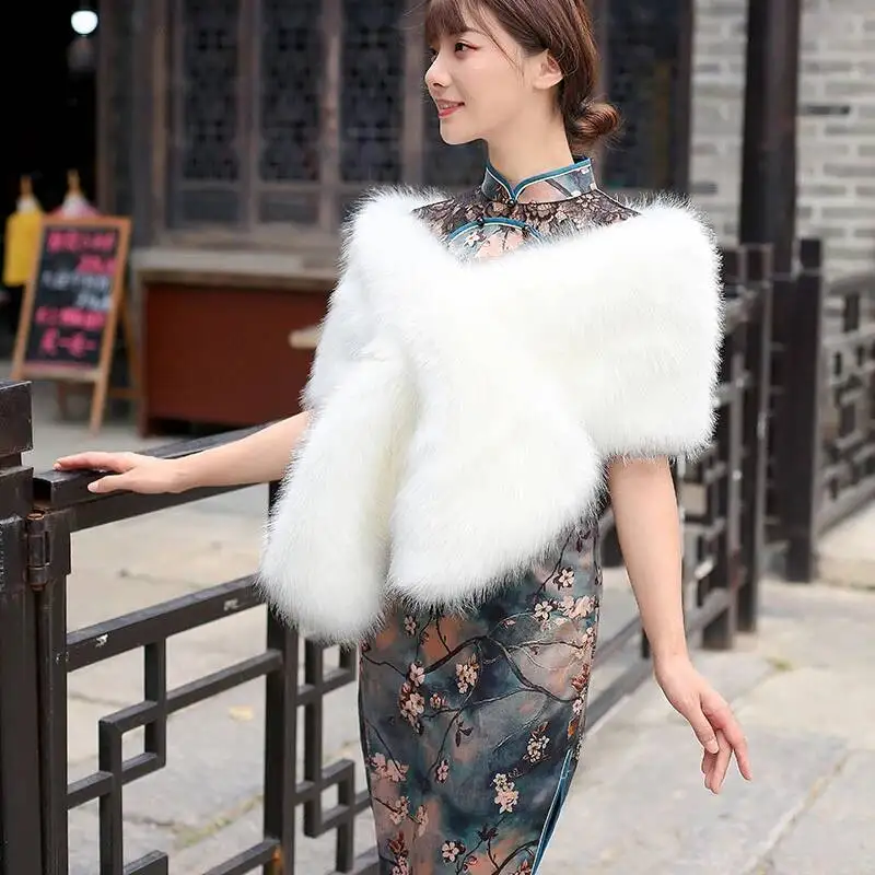 Faux Fur Wedding Shawl Bride Cape Wraps Women Luxury Scarf Outdoor Neck Warm Furry Scarves Party Evening Dress Warm Accessory