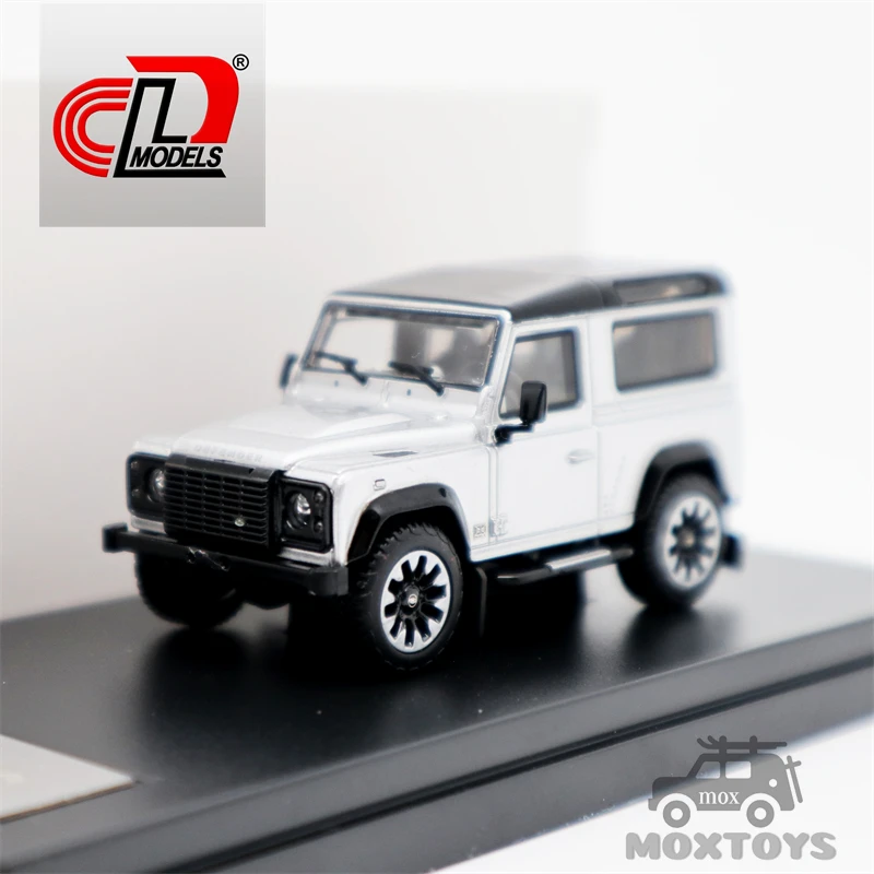 LCD 1:64 Land Rover Defender 90 70th anniversary Diecast Model Car