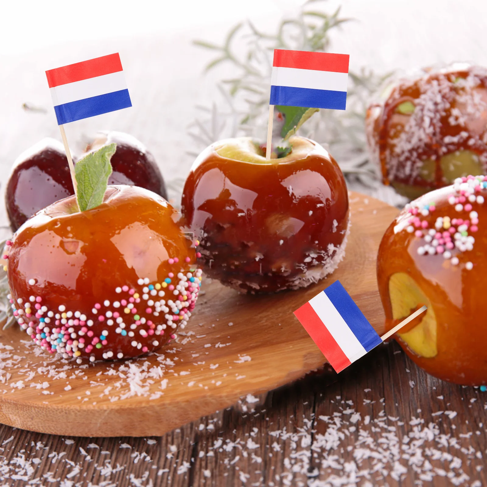 

100Pcs Decorative Flag Picks Creative Toothpicks for Cake Cupcake Fruit Dessert Party Food Appetizer National Flag Toothpicks