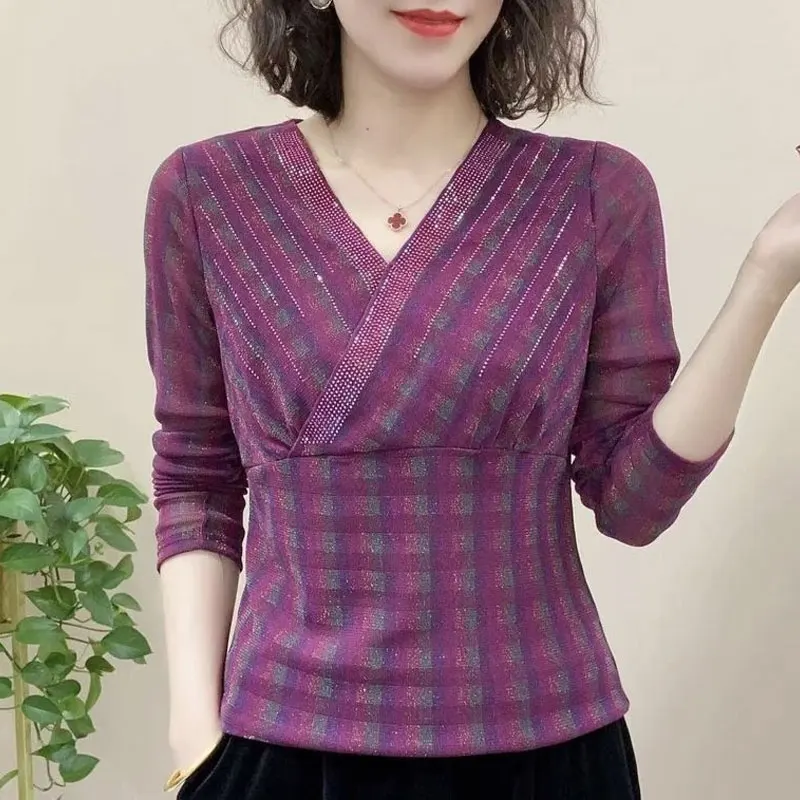 

Female Clothing Casual V-Neck Spliced T-shirt Slim Fashion Plaid Spring Autumn Long Sleeve Chic Diamonds Bright Silk Pullovers