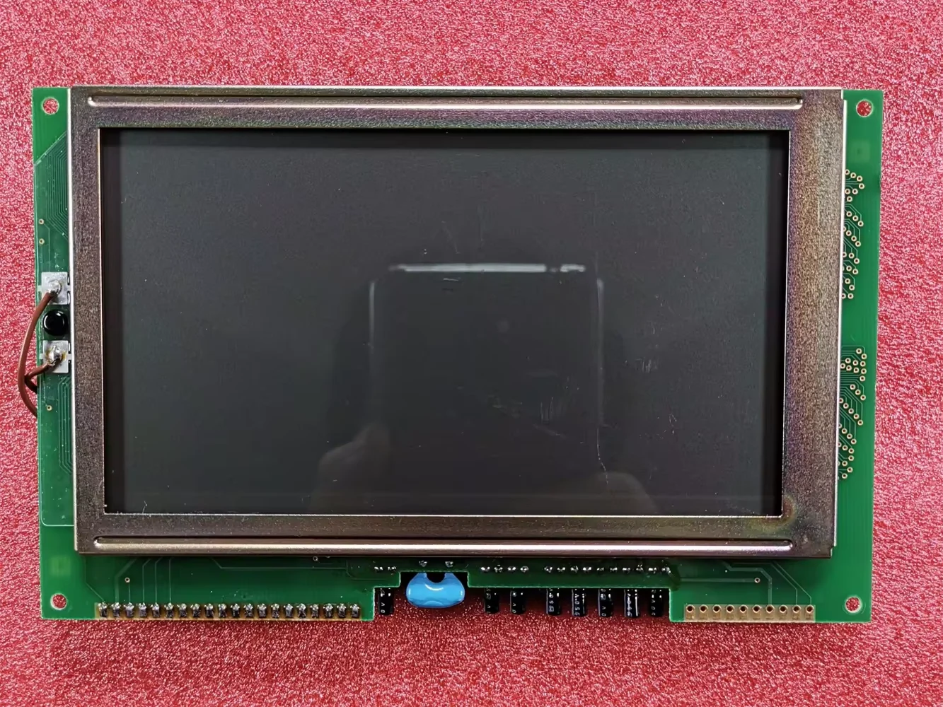 

LMG6401PLGE ЖК-ПАНЕЛЬ