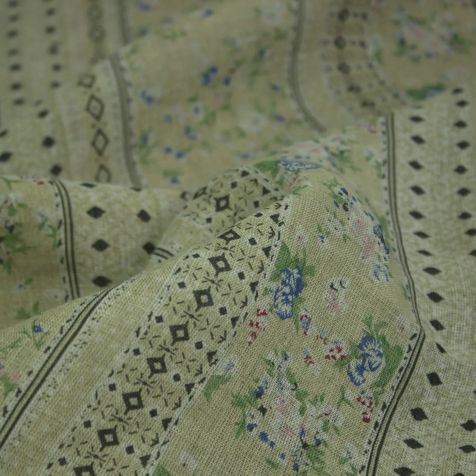 

1yard Fashion unique cheongsam dress robe shirt fabrics for clothing Striped flower print sewing linen fabric