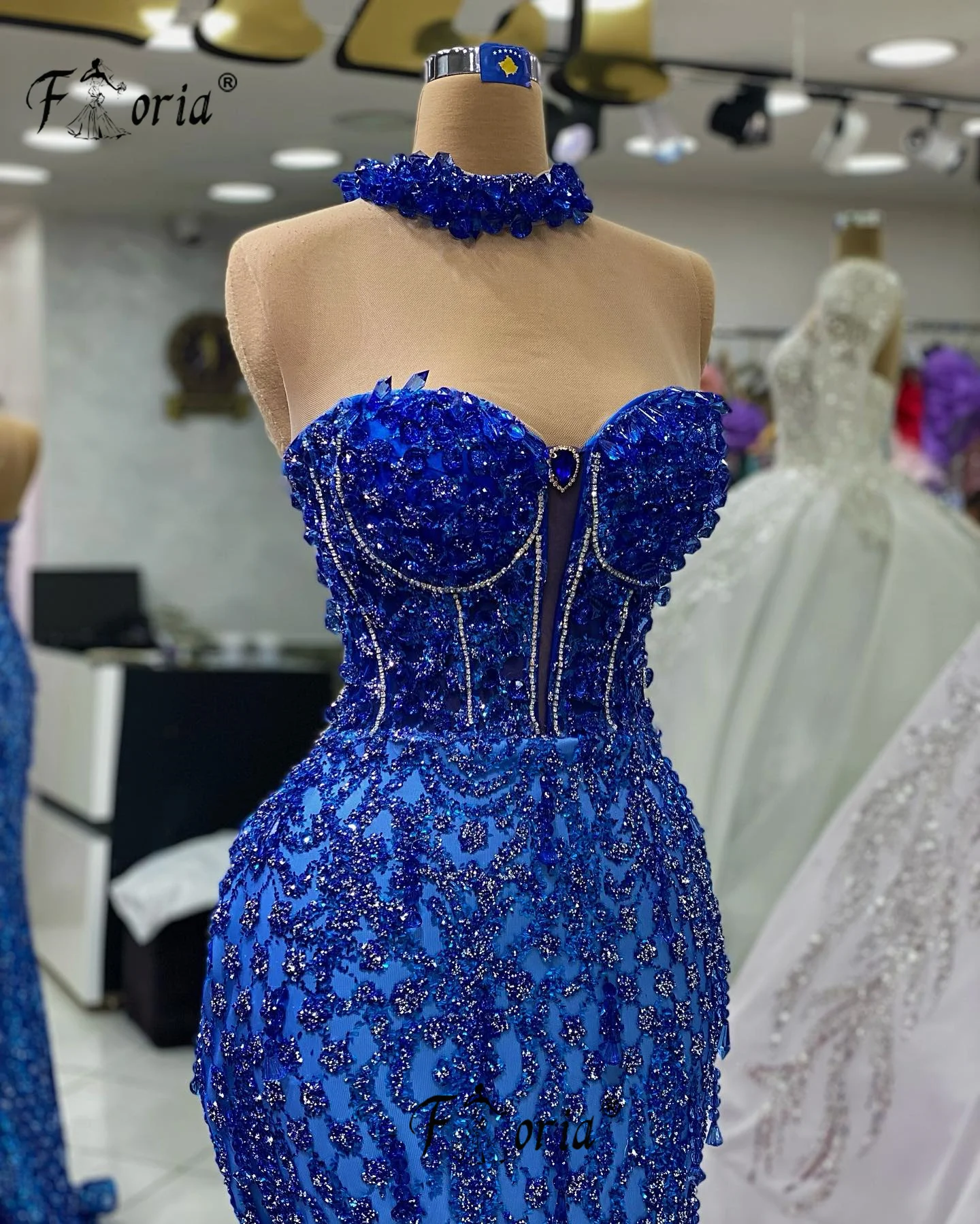 Elegant Full Beadings Royal Blue Mermaid Evening Dress Dubai Sweetheart Sleeveless Wedding Gowns Prom Dress Robe Soiree Formal