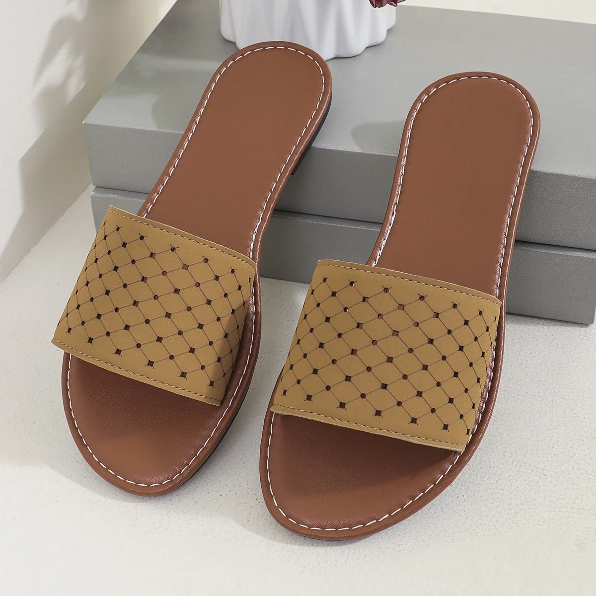 Leather Slippers for Women Shoes Flat Sandals Peep Toe Ladies Casual Slides Female Beach Slippers Flat Shoes