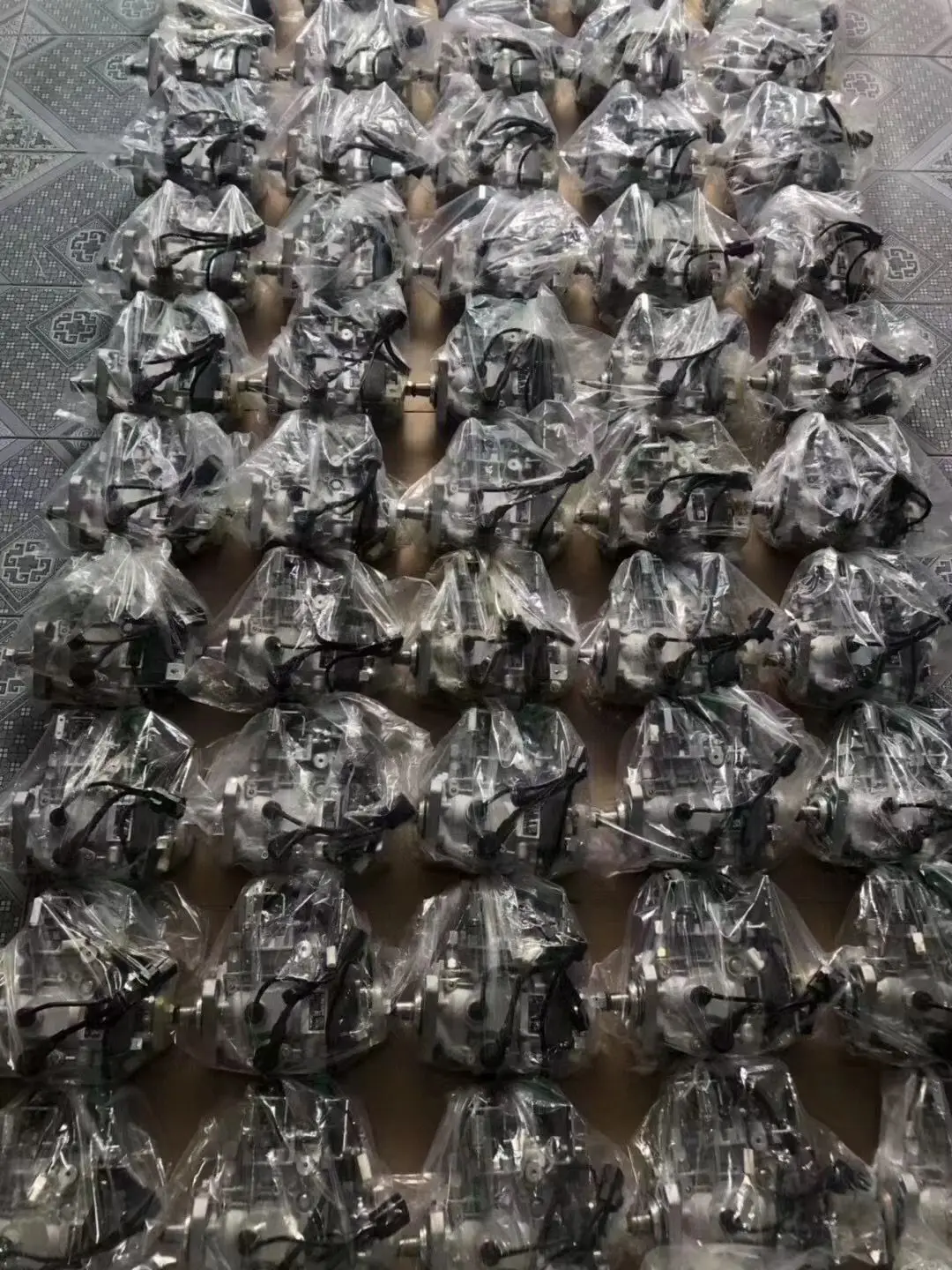 Fuel Injection Pump Car Diesel Fuel Injection Pump Assembly for Mitsubishi Pajero V68 V78 4M41 ME190711 ME204338