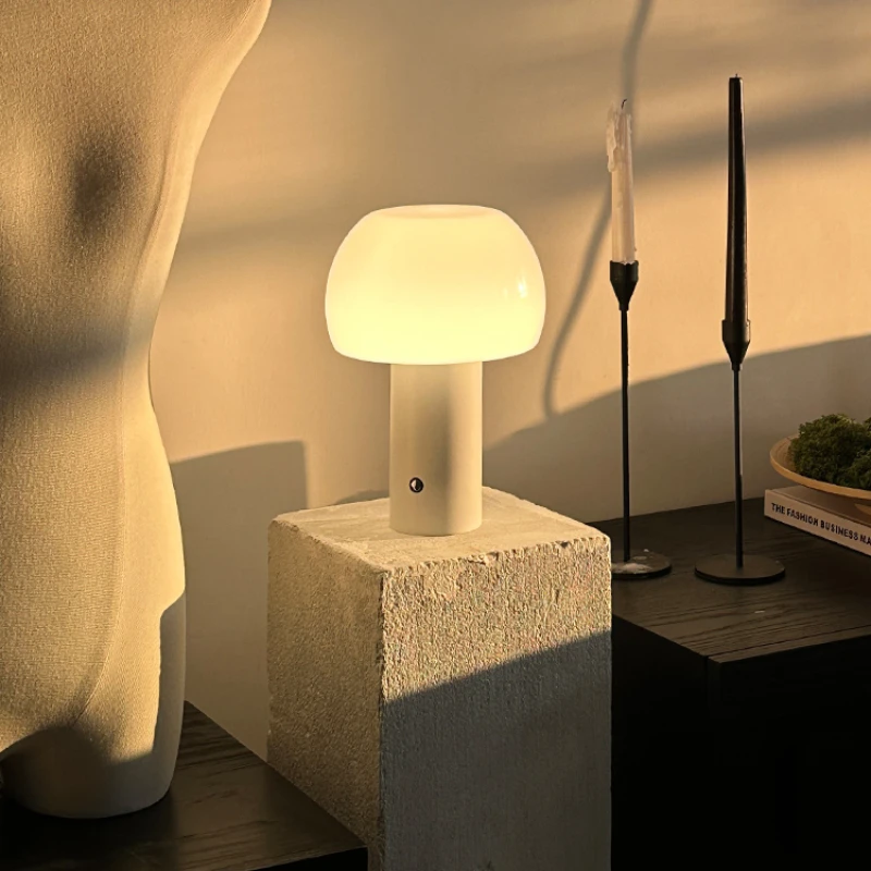 

Small mushroom table lamp decorative bedside lamp bedroom living room creative atmosphere lamp