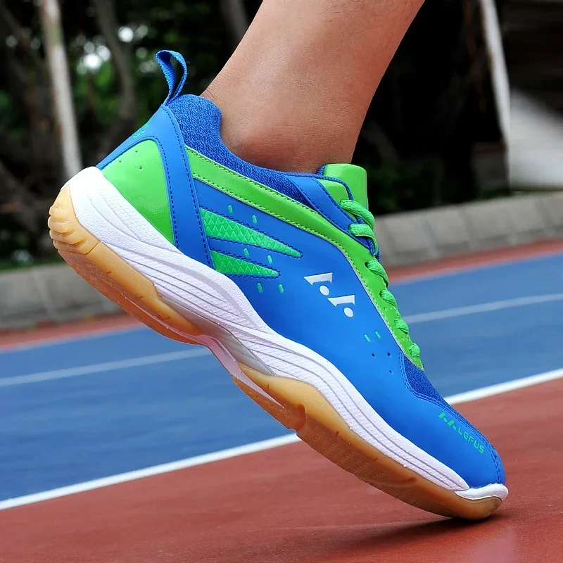 New Badminton Shoes Professional Competition Men and women Unisex Sports Shoes Tennis Shoes Light Weight Table Tennis Sneakers