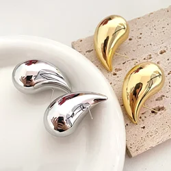 Vintage glänzende Wasser tropfen baumeln Ohrringe für Frauen leichte hohle dicke Träne goldene Farbe klobige Reifen Modeschmuck