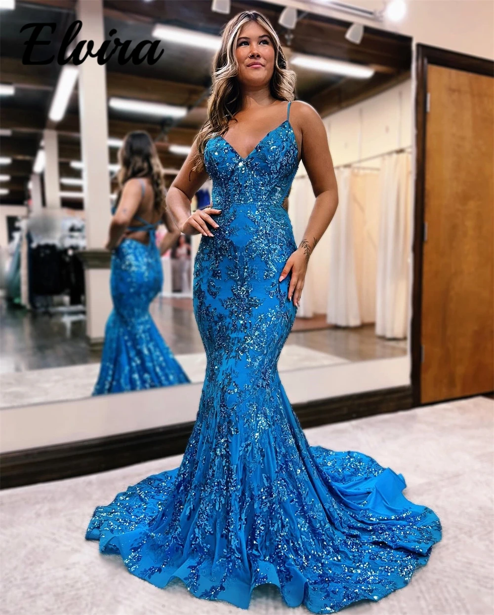 Customized Exquisite Pleats V-Neck Sequined Lace Mermaid Women Prom Dresses Spaghetti Strap Floor-Length Court Train Evening Gow