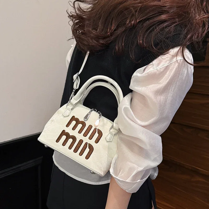 

Luxury Brand Crossbody Bag For Women, Premium Leather Material, Famous Designer Spacious And Lightweight