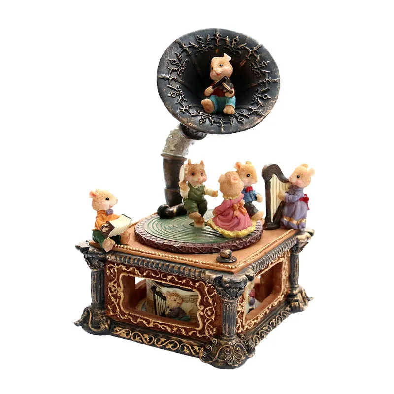 Classical Retro Christmas Mouse Music Box Children Gift Home Decor Ornaments Horn Phonograph Music Box Coffee Bar Figurine LA234