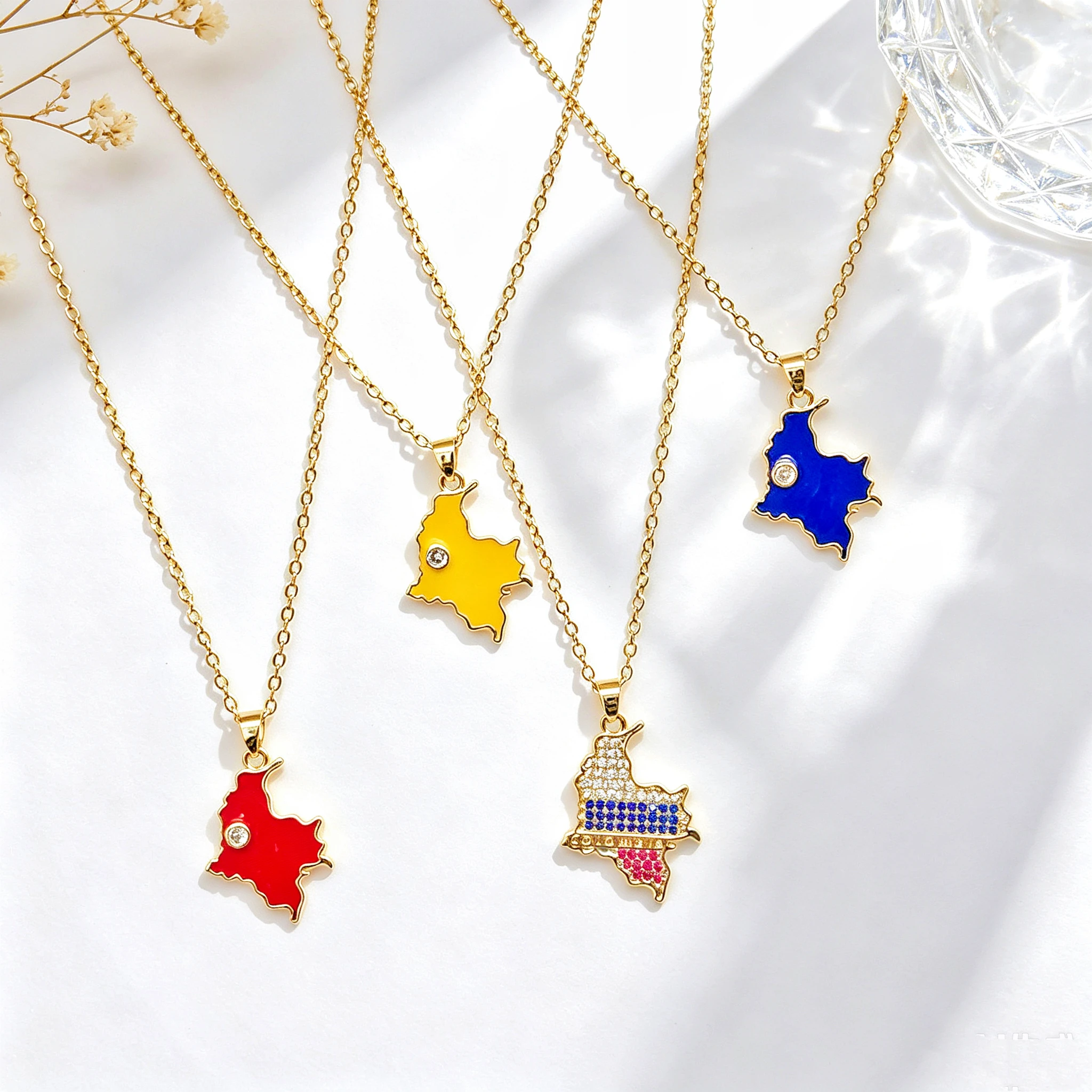 Yellow Red Blue Enamel Colombia Map Multicolor Zircon Pendant Necklace Flag Patriotic Souvenir Jewelry For Women Men Daily Wear