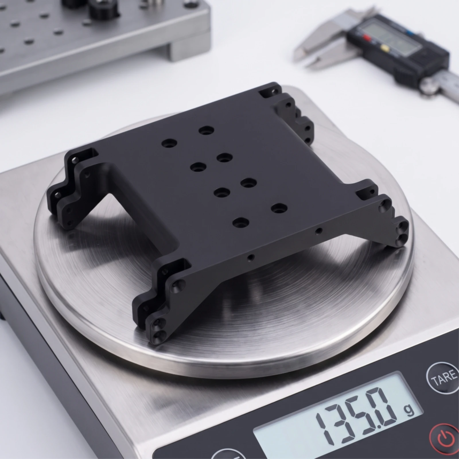 Gearbox Base Plate CNC Machined Gearbox Mount with Brackets RC Crawler Chassis Plate Aluminum Alloy Hardware High-Precision