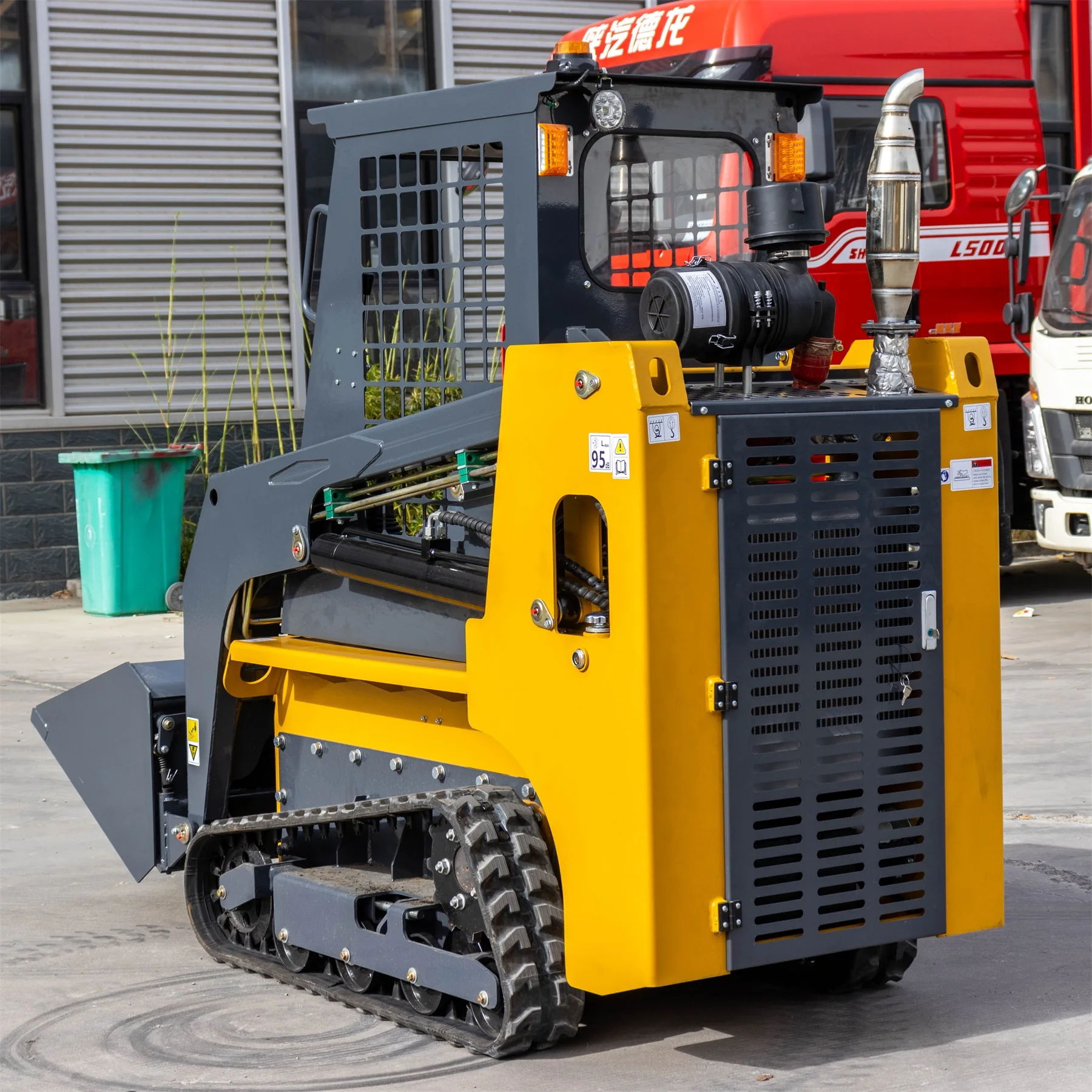 2025 Diesel Tracked Skid Steer Loader Heavy-Duty Compact Crawler Versatile Rubber Track Loader for Construction & Agriculture