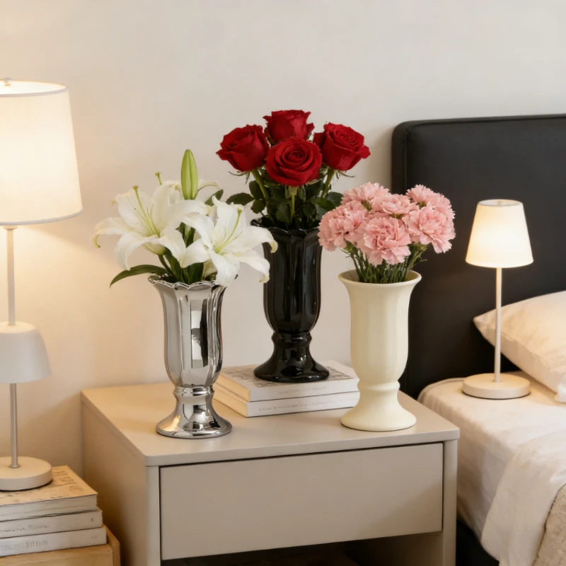 

French Cream Style Luxury Ceramic Vase Creative Petal Footed Glazed Flower Arrangement Hydroponic Desktop Decoration Ornaments