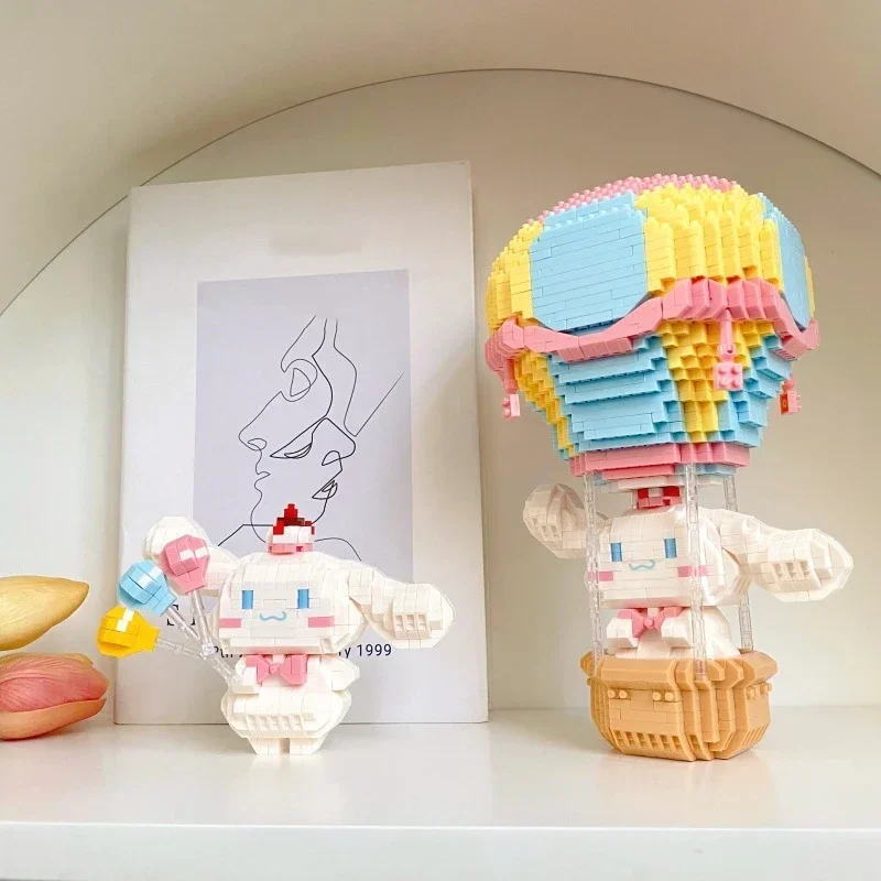 Sanrio-bloques de construcción Kawaii para niña, juguete de montaje de unicornio, globo aerostático, Luna, Cinnamoroll, regalo de cumpleaños, animación