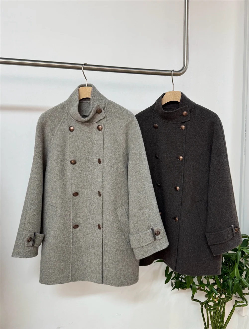 Women's Stand-Collar Double-Breasted Cashmere Wool Trench Coat/Outerwear Stylish and Versatile
