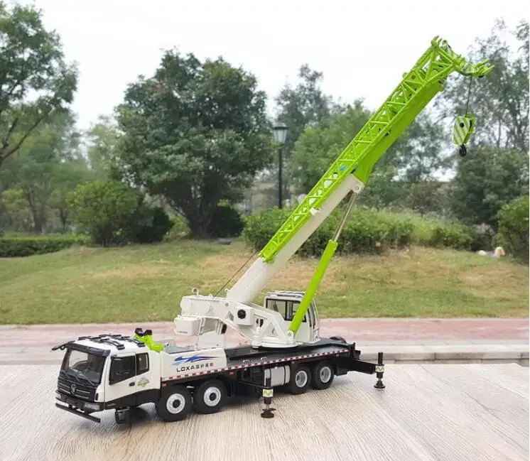 Original Factory 1/43 Diecast Foton Loxa TFC25X5-1 Crane Scale Miniature Models