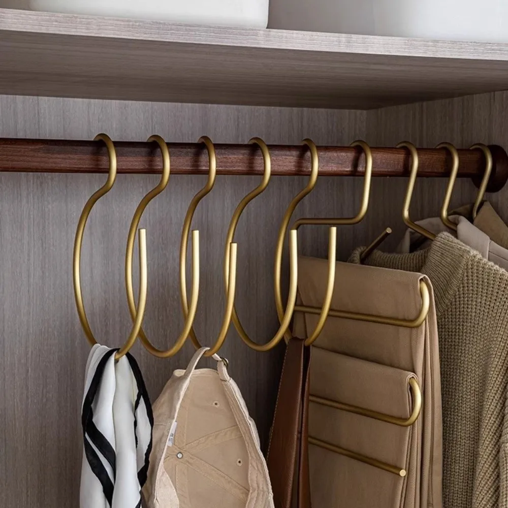 Versatile Metal Hanging Hooks Cap Organizer Hat Storage S-Shape Hook Space-Saving Closet Organizer Hooks Wardrobe Accessory