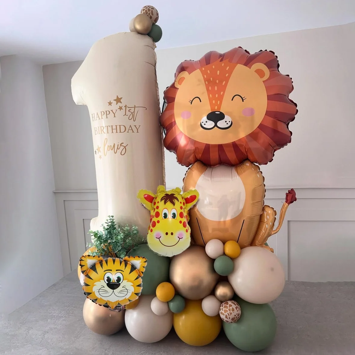 55-Piece Cartoon Lion Balloons with Butter-White Numbers, Birthday Balloon Set, Jungle Animal Theme Party Décor & Christening Su