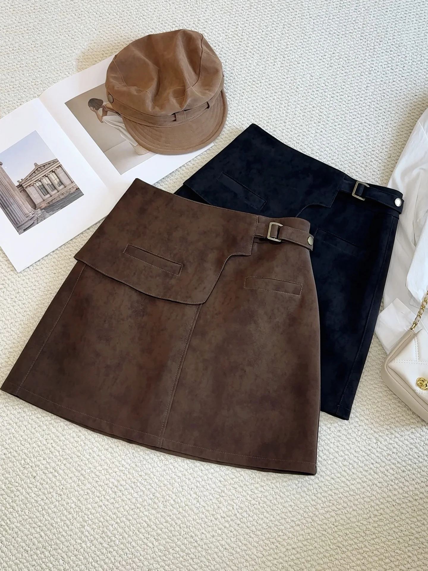 Fashionable and Stylish Suede Skirt for Women in Autumn, Versatile and Slimming Short Style, Hip Hugging Skirt, Sexy Mini Skirt