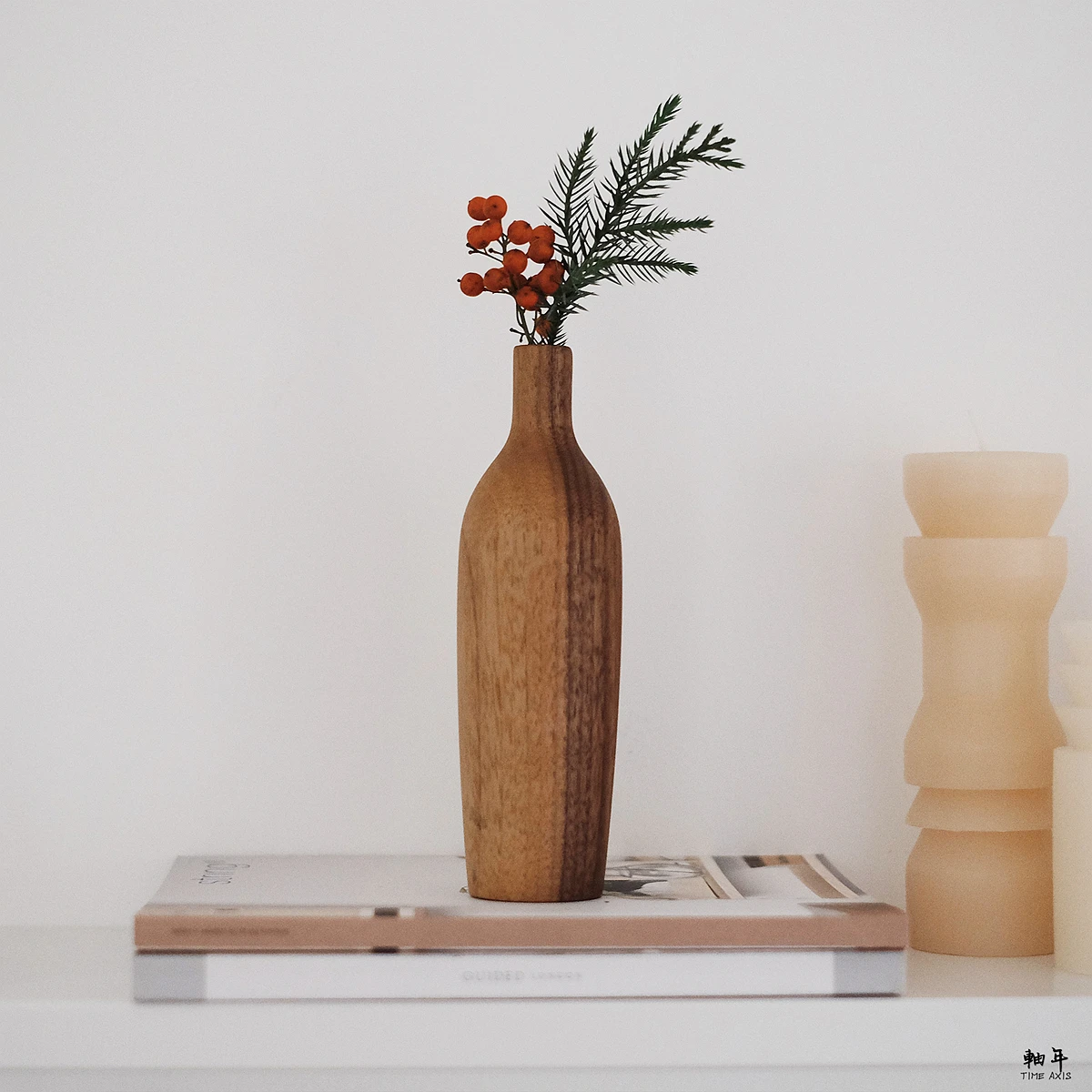 Axis year Japanese black walnut solid wood hand-made small vase retro hand-made flower arranging device teahouse Zen ornaments.