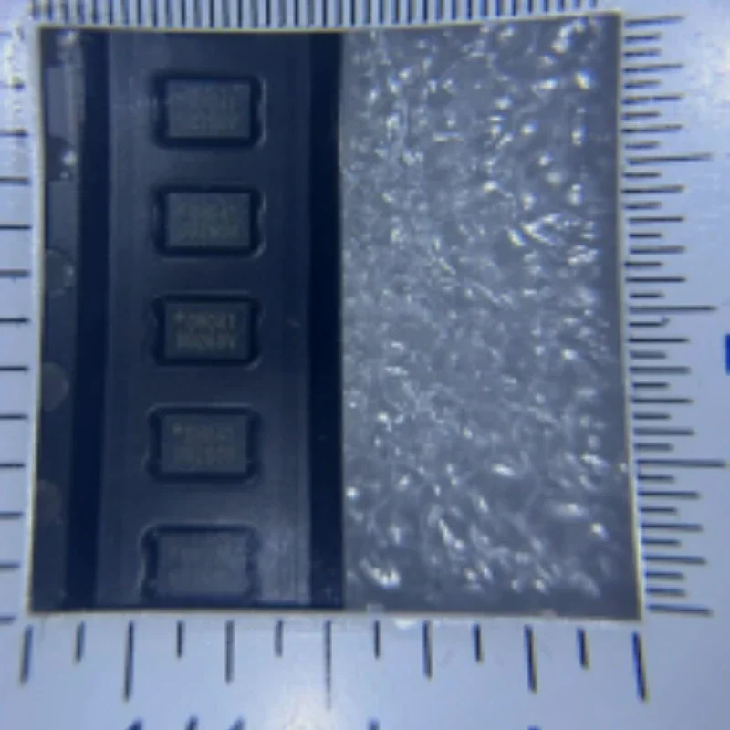 IC W25X05CLUXIG USON-8 Winbond 512K-bit Flash Memory SPI Dual I/O 104MHz 2.3V-3.6V -40℃~+85℃