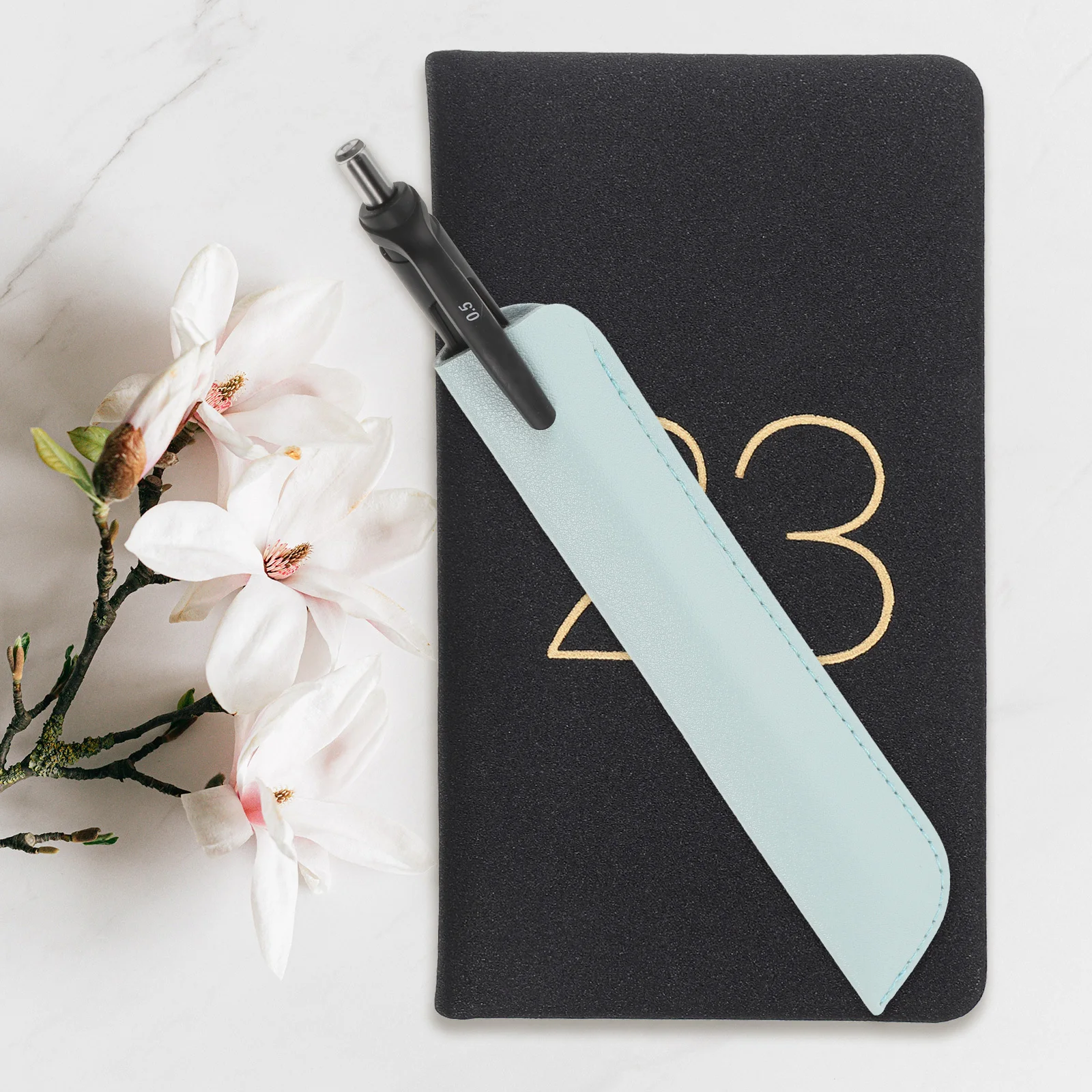 12 Buah Sarung Pena Pelindung Anti Gores untuk Pena Fountain Tas Penyimpanan Pena Bolpoin Desain Ramah Perjalanan