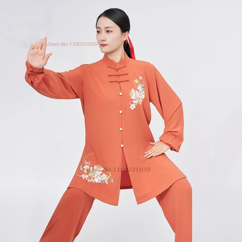 2024 chinesische Tai Chi Wushu Uniform Morgenübung Tops + Hosen Set Blumenstickerei Training Praxis Bühne Team Performance