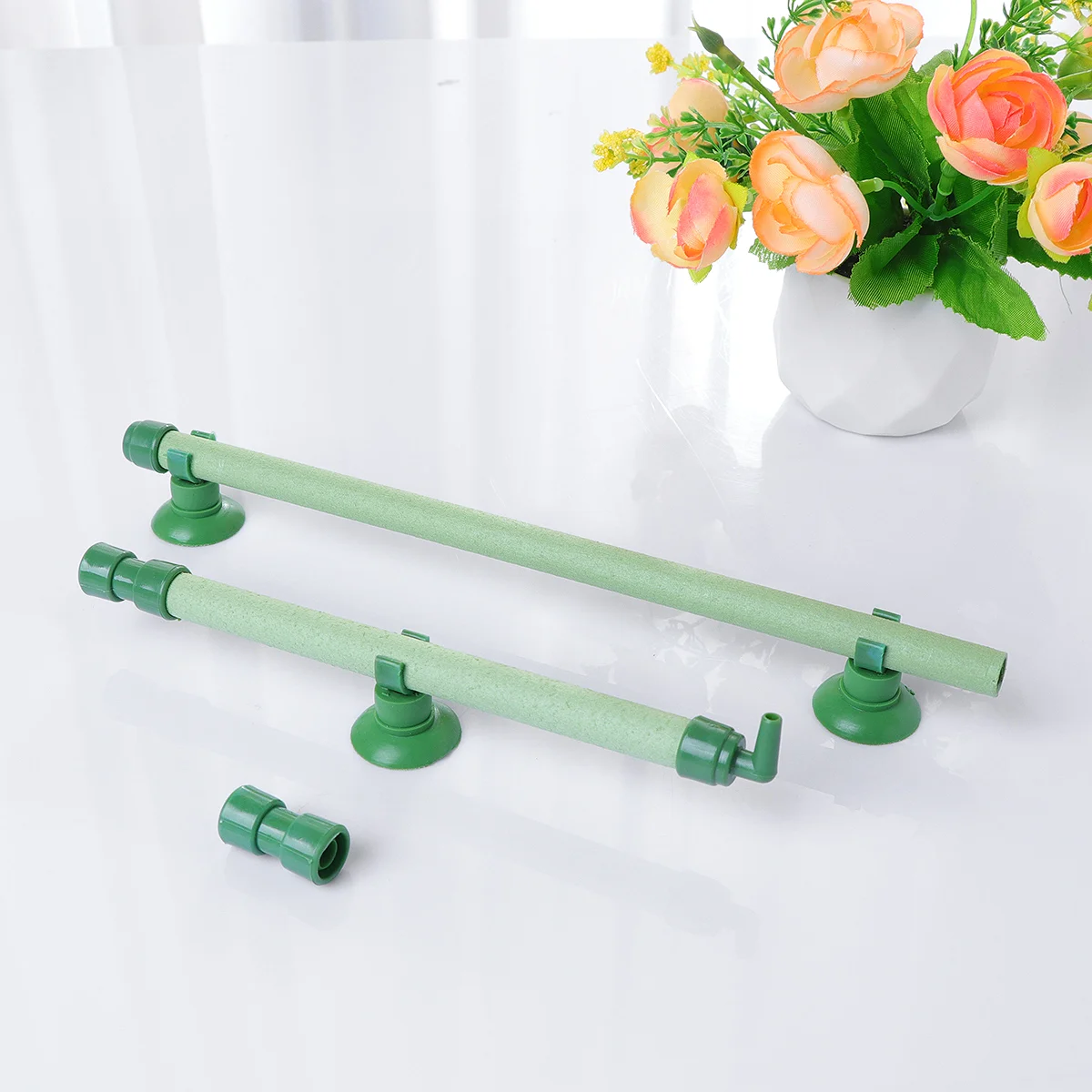 

14 Inches Fish Tank Aquarium Bubble Strip Oxygen Strip Wall Air Stone Tube with Suction Cup Tubes Green