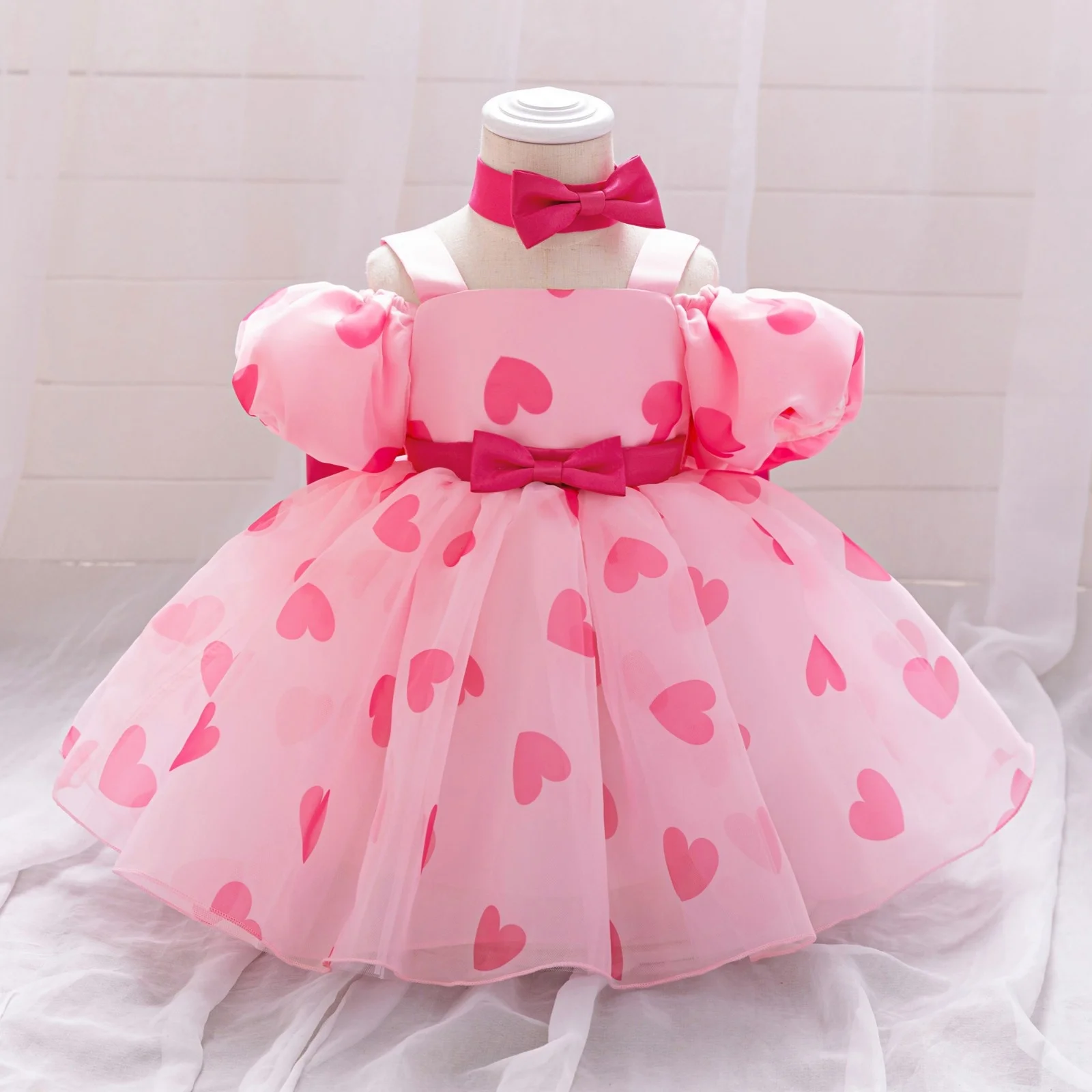 

Elegant Big Bow Party Baby Girls Dress Puff Sleeve Baby 1st Birthday Princess Prom Dresses Infant Bridesmaids Wedding Ball Gown