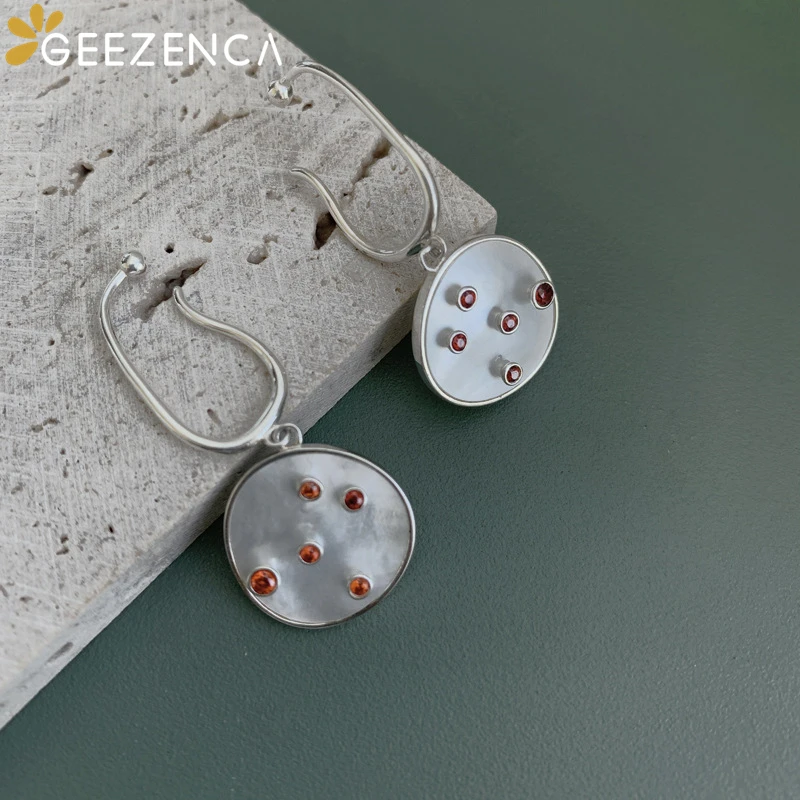 GEEZENCA ภาษาฝรั่งเศสคําสไตล์ 925 เงินสเตอร์ลิงสีขาว Shell & Zircon Dangle ต่างหูผู้หญิงไม่มีเจาะแขวนต่างหูสําหรับเธอ