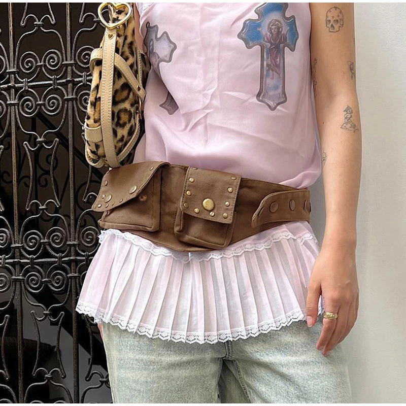 

Модная поясная сумка с заклепками, европейско-американская Y2k, однотонная карманная сумка в стиле ретро, повседневная универсальная легкая мотоциклетная сумка, нишевый дизайн, женская сумка
